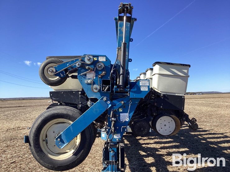 2002-kinze-3600-image-13