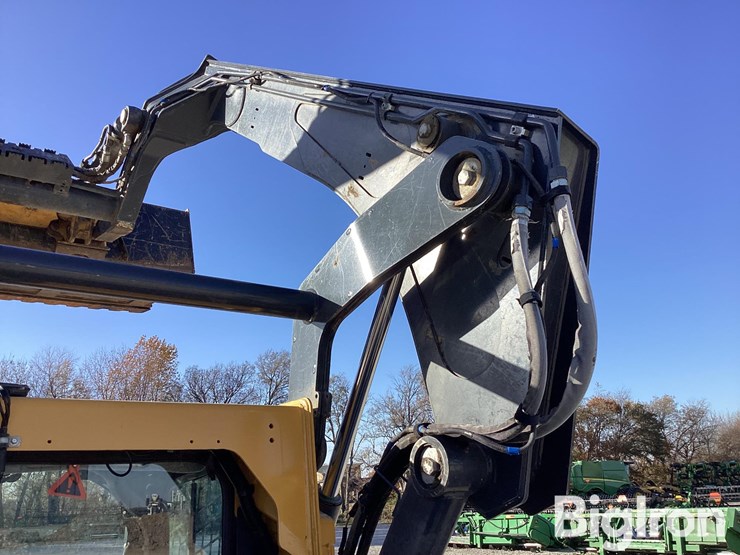 2020-deere-333g-image-20