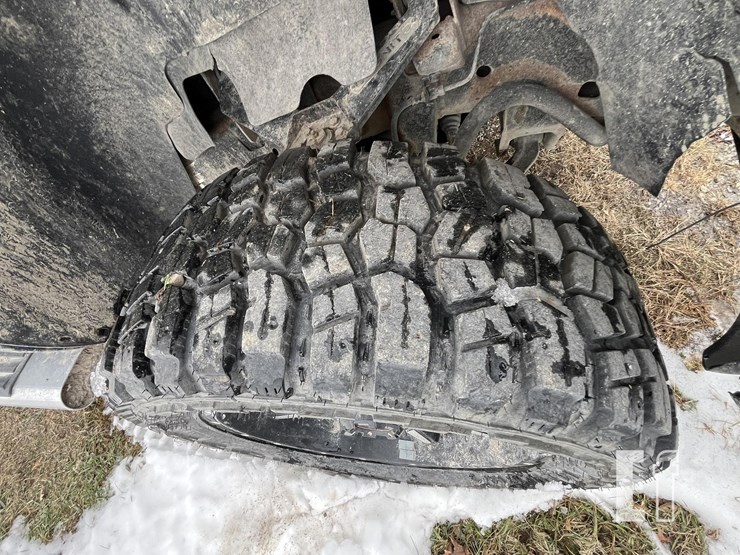 chevrolet-silverado-2500hd-ltz-image-14