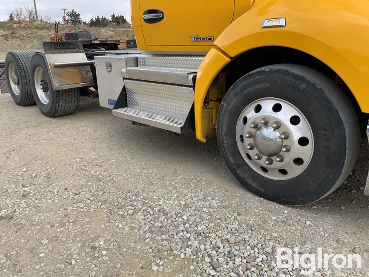 2021-kenworth-t680-image-13