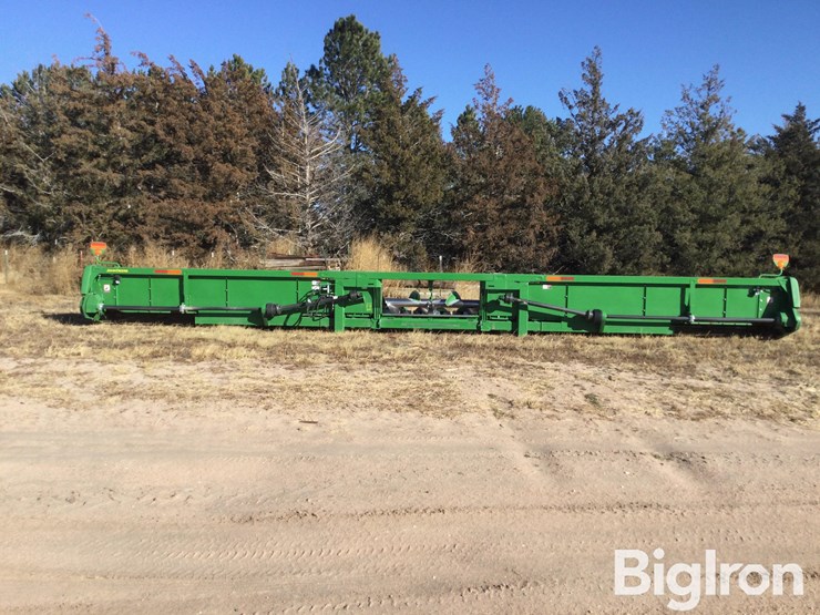 2020-john-deere-716c-image-5