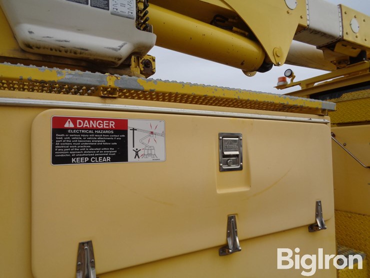 2007-international-7400-image-15