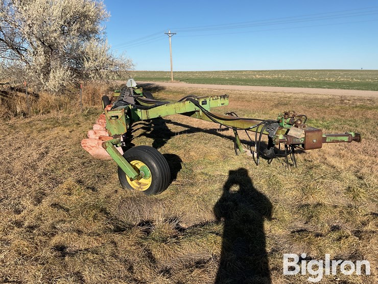 john-deere-2700-image-3