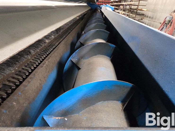 2021-john-deere-43-image-10