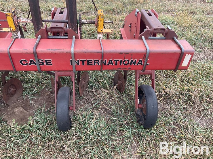 case-ih-184-image-10
