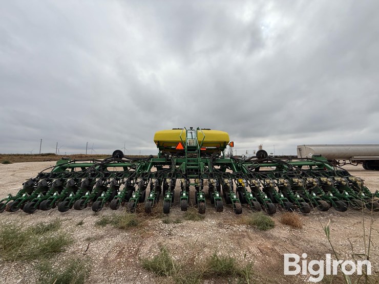 2009-john-deere-1790-ccs-image-6