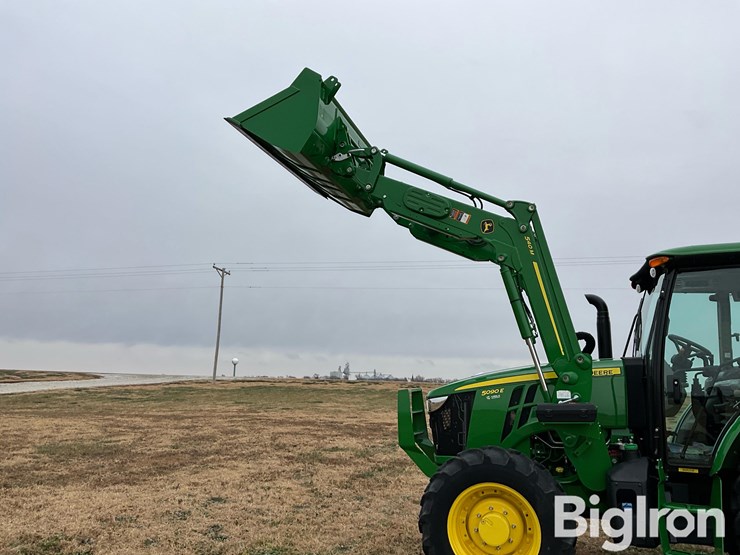 2024-john-deere-540m-image-17