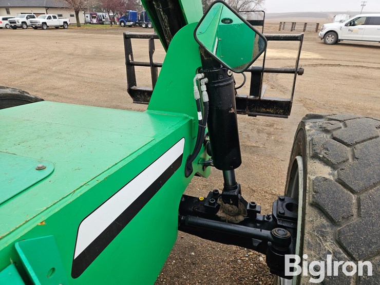 2014-jlg-6036-image-14