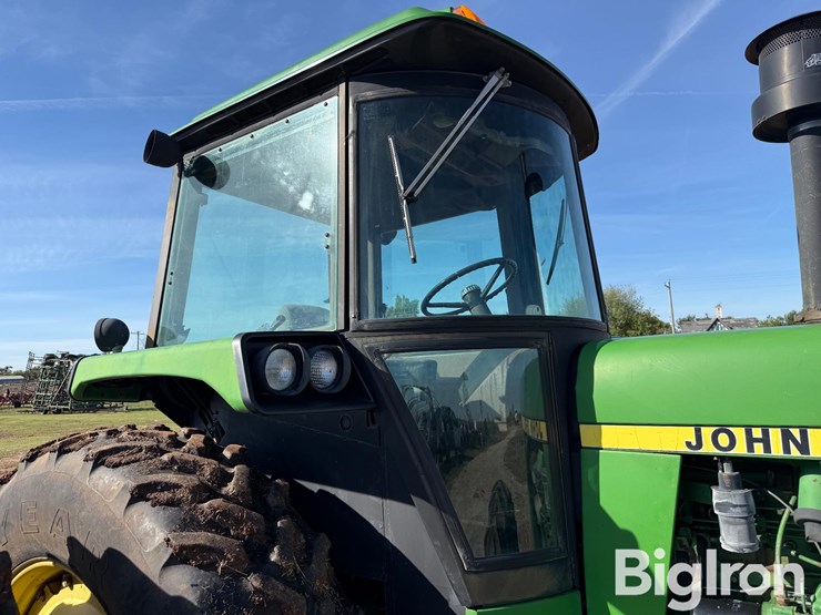 john-deere-4850-image-17