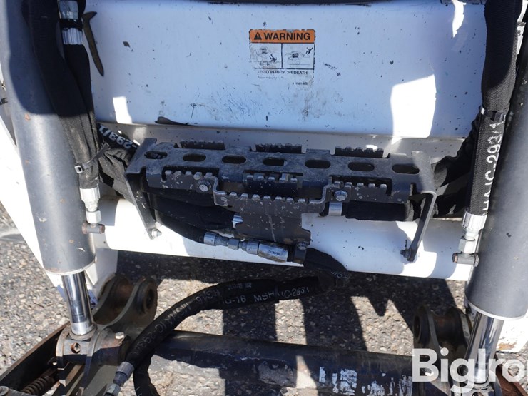 2019-bobcat-s570-image-18