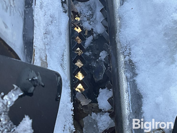 2019-new-holland-8-image-18