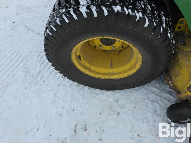 john-deere-x720-image-17