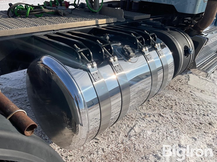 2018-peterbilt-389-image-20