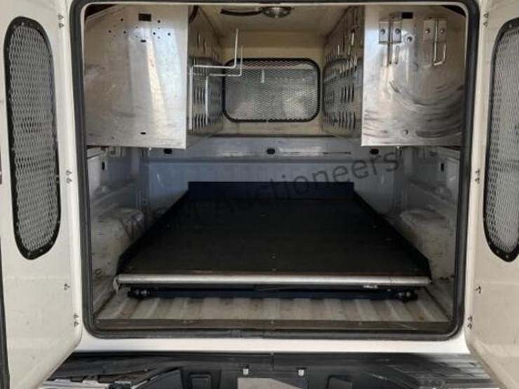 2012-chevrolet-silverado-1500-image-9