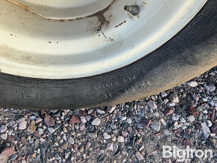 jay-lor-21000-image-17