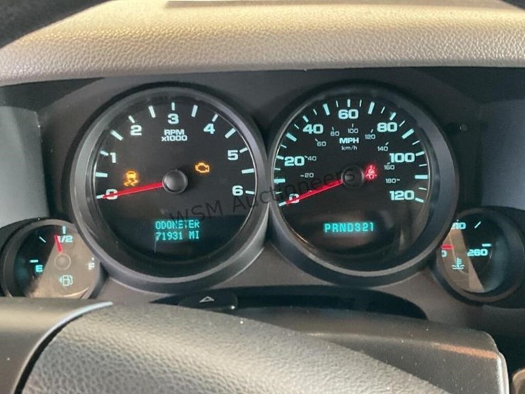 2012-chevrolet-silverado-1500-image-17