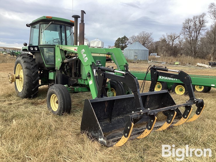 john-deere-4440-image-3