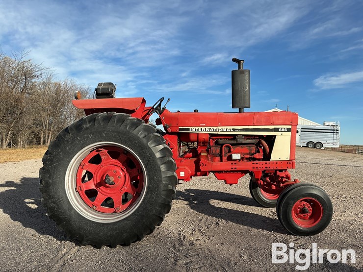 international-686-image-4