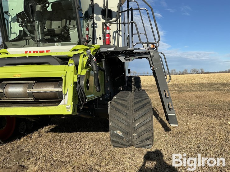 claas-lexion-8700tt-image-9