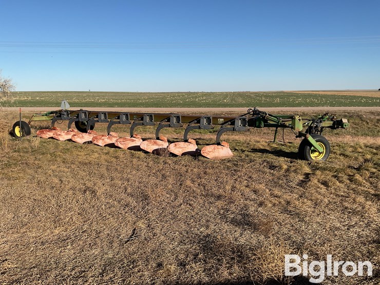 john-deere-2700-image-4