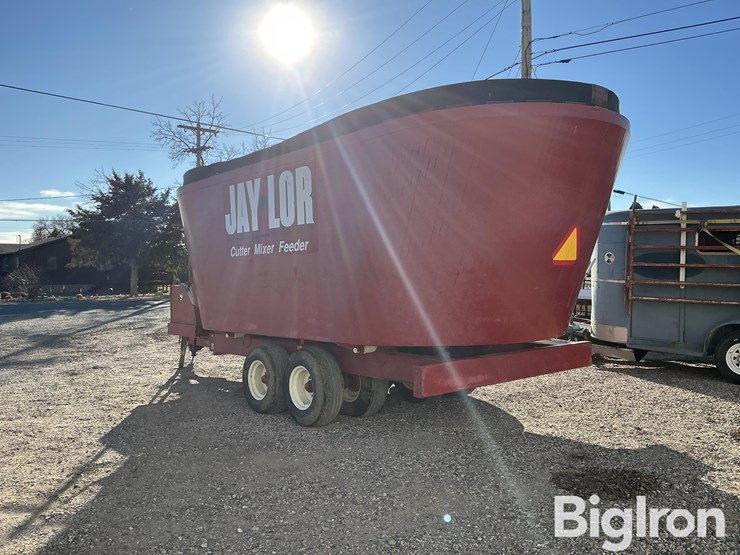 jay-lor-21000-image-7