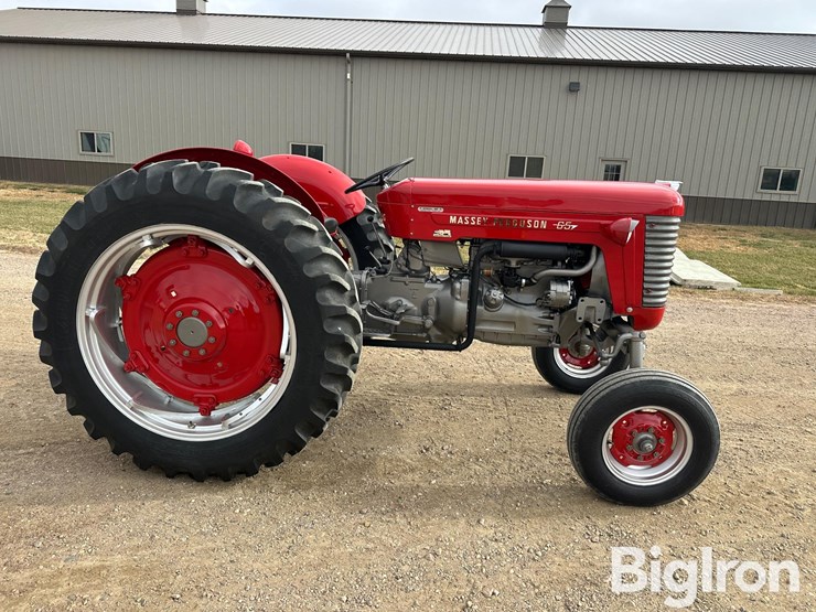 massey-ferguson-65-image-4