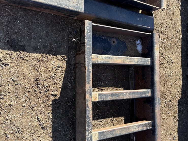 john-deere-4830-image-15