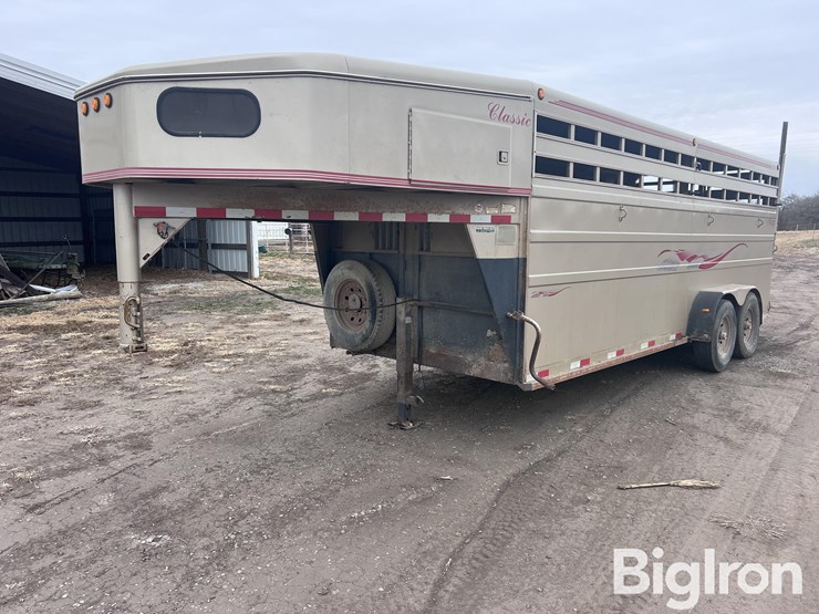 2003-titan-trailer-image-1