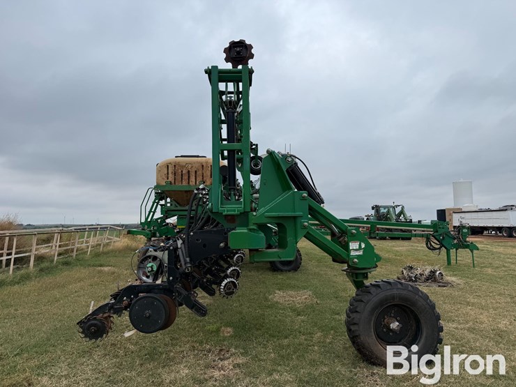 great-plains-yp2425a-48tr-image-4