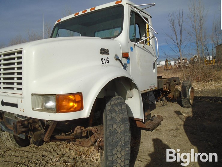 international-4700-image-10