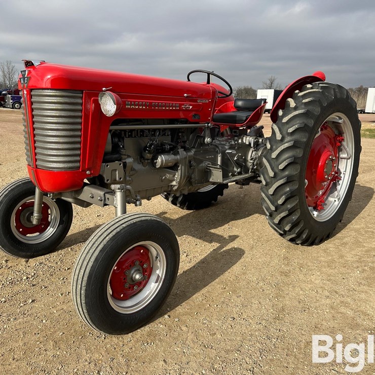 MASSEY-FERGUSON 65