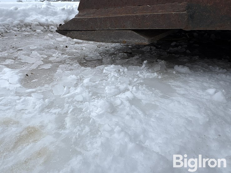 jcb-550-140-image-13