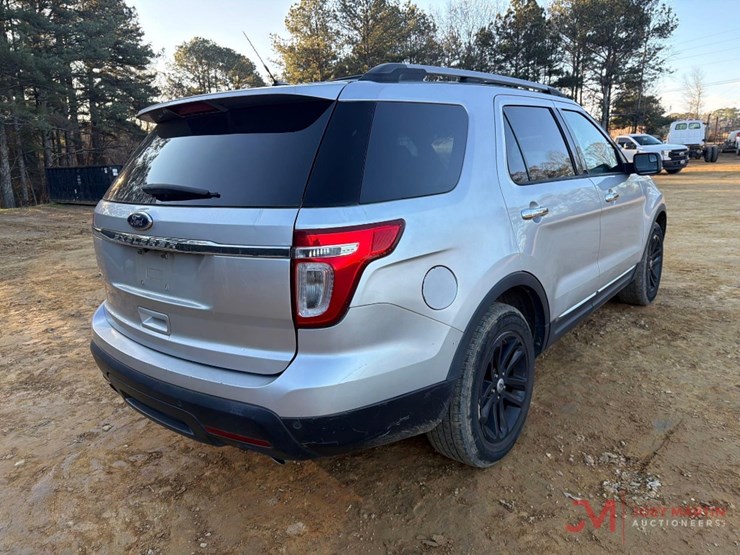 ford-explorer-image-3