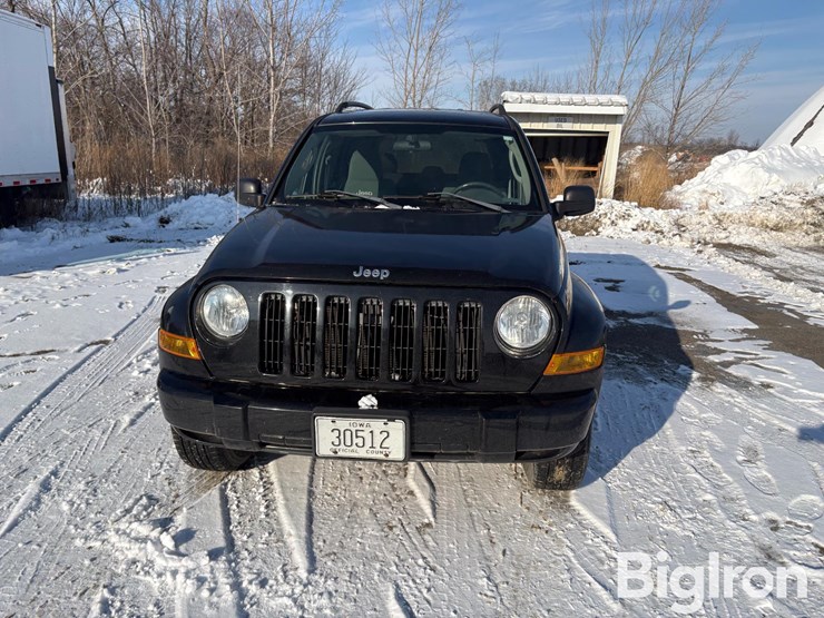 jeep-liberty-image-2