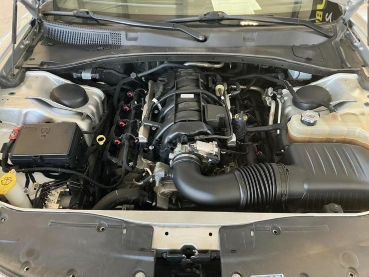 2018-dodge-charger-sdn-image-10