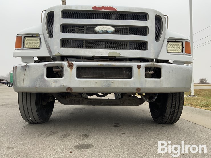 ford-f750-xl-image-9