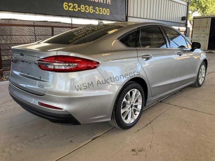 2020-ford-fusion-hybrid-sdn-image-7