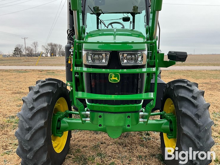 2024-john-deere-540m-image-19