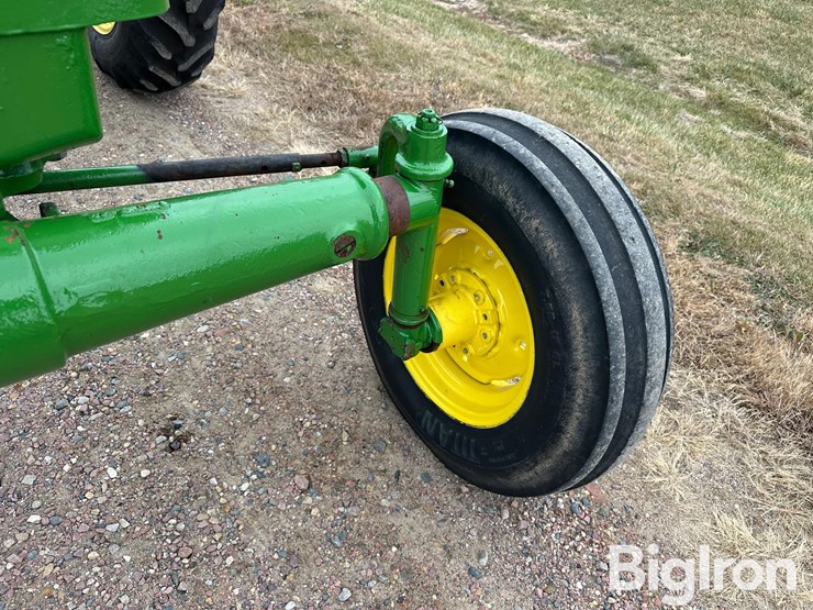 john-deere-70-image-14