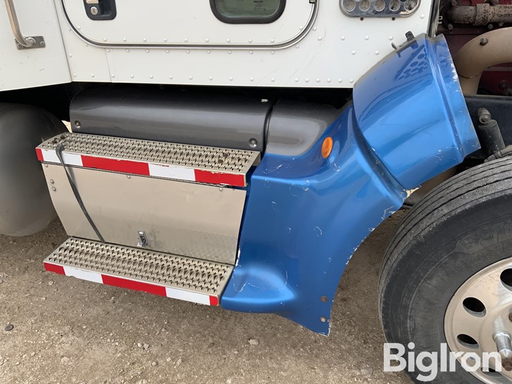 2009-peterbilt-386-image-17
