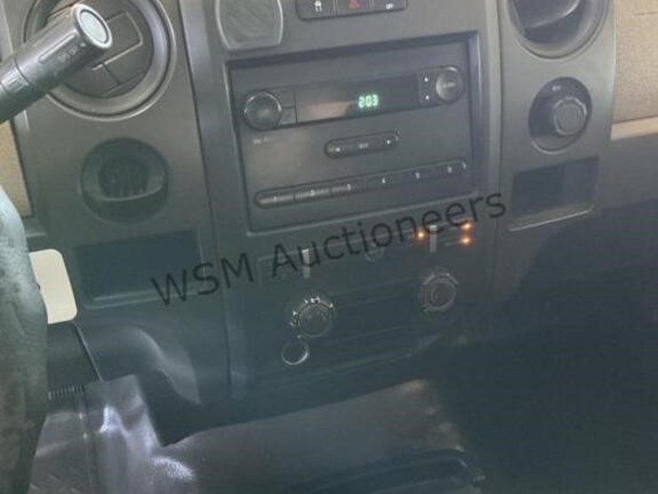 2010-ford-f150-image-19