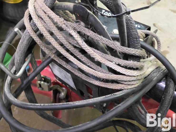 2015-new-holland-bc5060-image-12