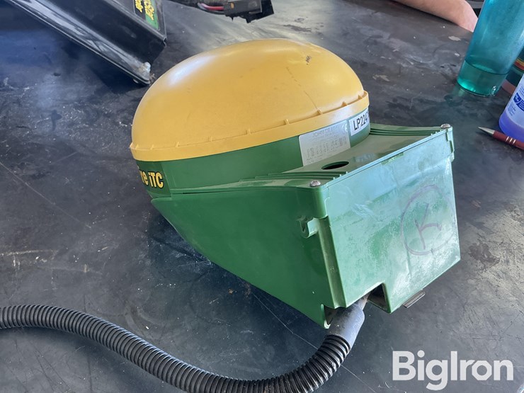 john-deere-itc-receiver-image-3