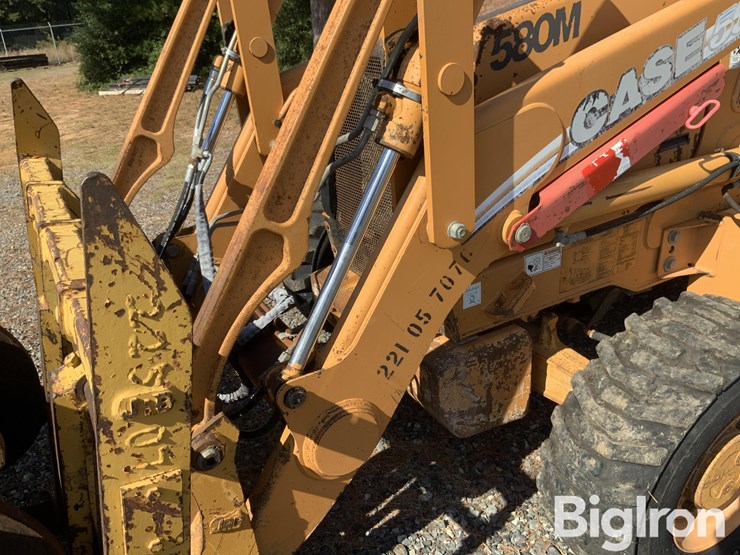 2007-case-580m-image-9
