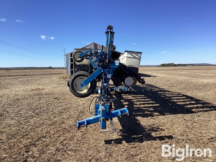 2002-kinze-3600-image-2