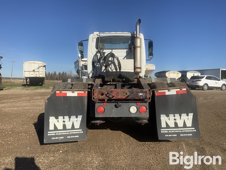 international-8600-image-6