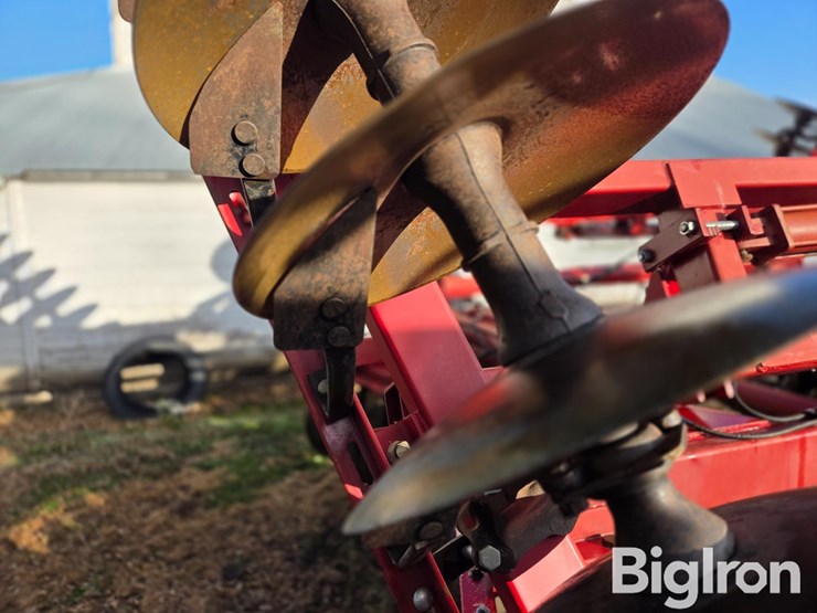 case-ih-3900-image-18