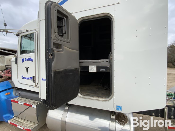 2009-peterbilt-386-image-13