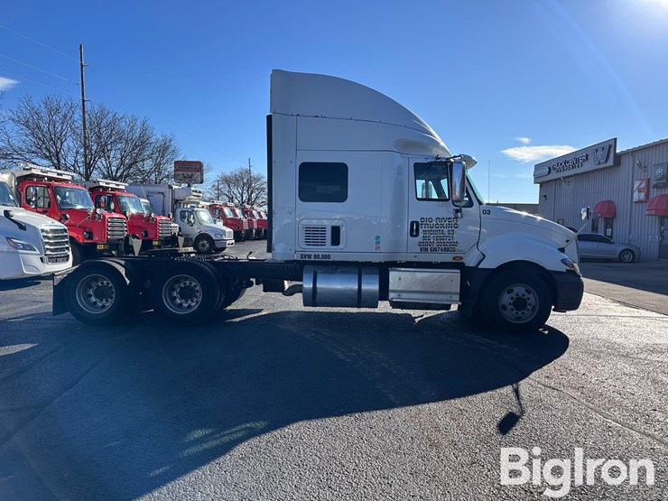 2016-international-prostar-image-4