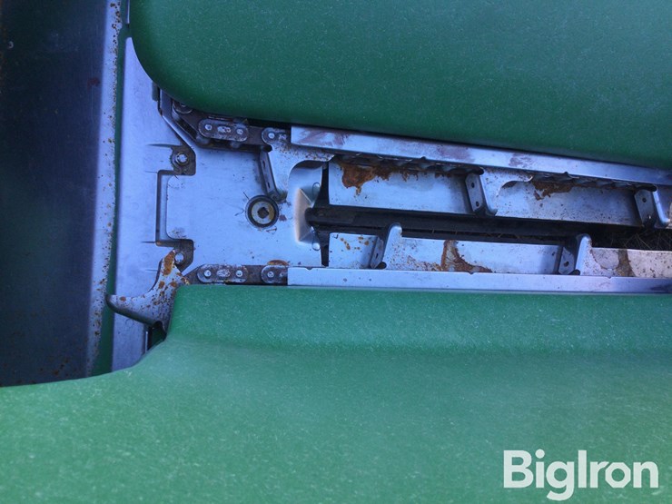 2020-john-deere-716c-image-19